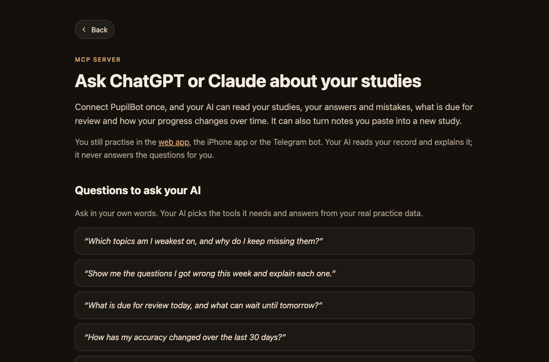 La page MCP de PupilBot : des exemples de questions à poser à ChatGPT ou Claude sur vos études
